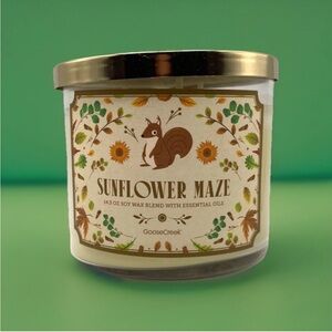 Goose Creek 3-Wick Candle-Sunflower Maze (14.5 oz)